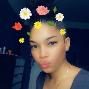 Meet your Posher, Athena